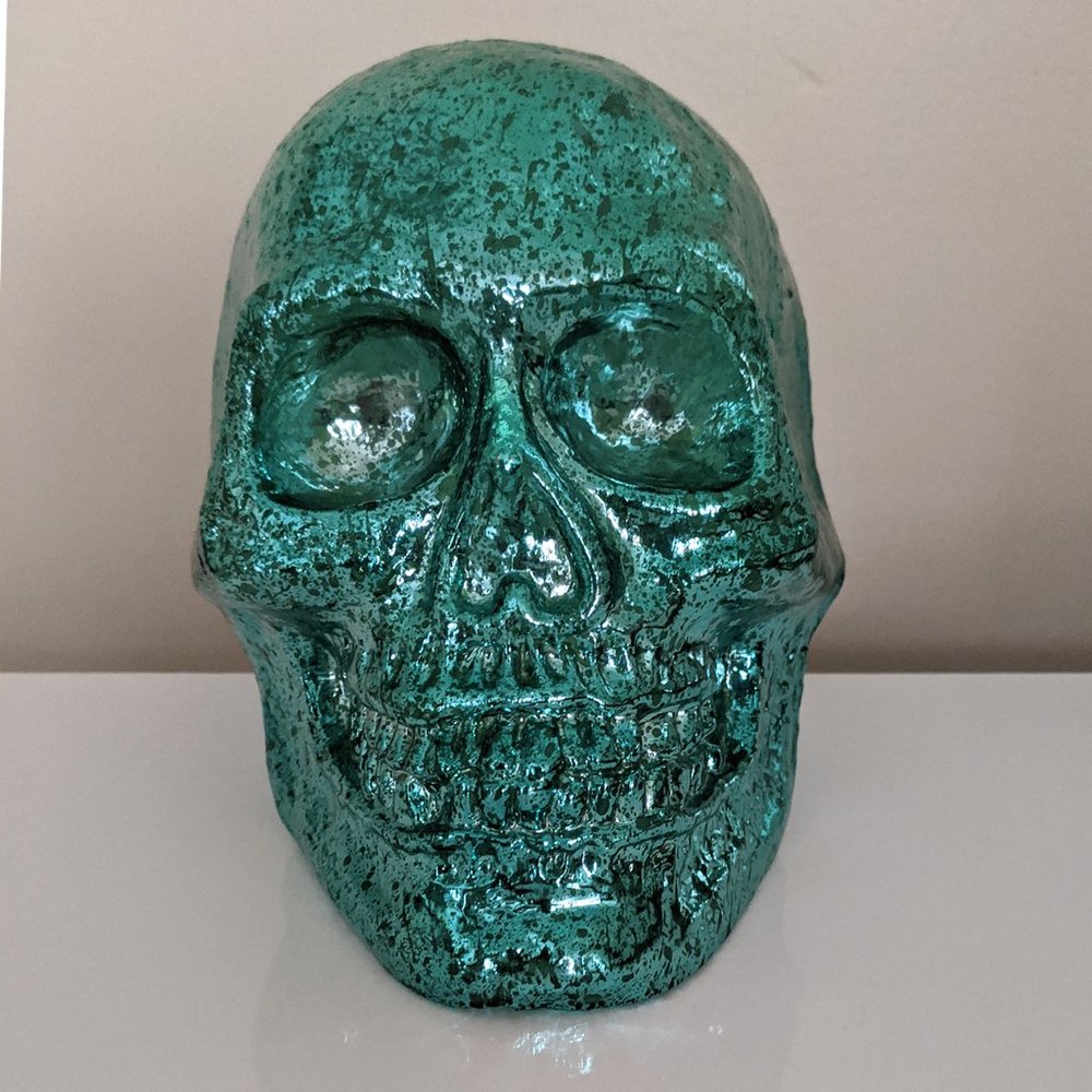 LED Light Skull 💀 - Picture 2 of 2